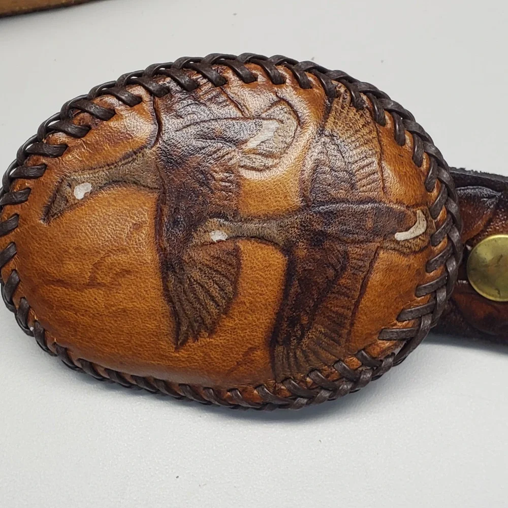 Phoenix‎ Canadian Tooled Leather Brown Leaf Acorn Geese Mens Belt Size 44 Woven